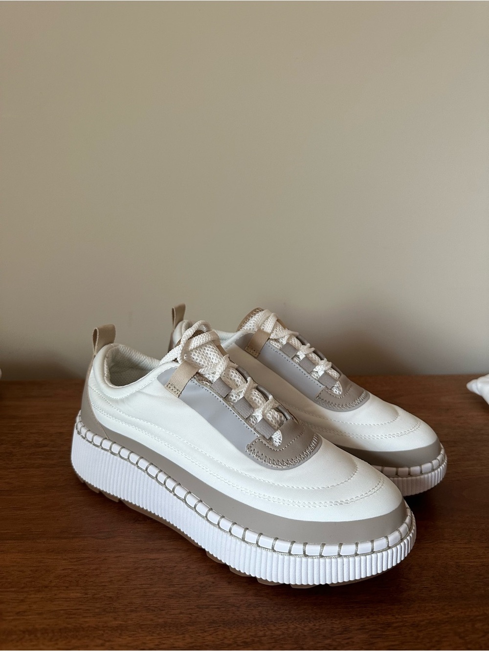 Cougar Platform Sneaker | Sayah 8 - Picture 2 of 6
